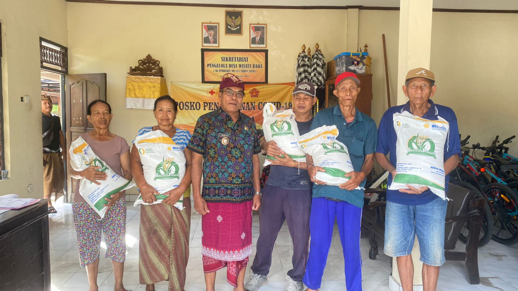 PENDISTRIBUSIAN BERAS CPP DESA BAHA